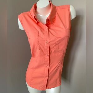 Reel Legends Shirt Womens medium
Coral Saltwater Vented Button Front Sleeveless
